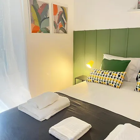 Alvalade Ii Airport Guest house 3*