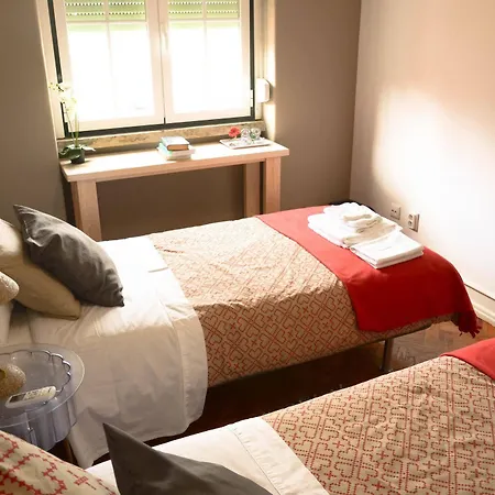 Guest house Alvalade Ii Airport 3*