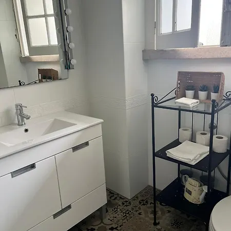 Alvalade Ii Airport Lizbona