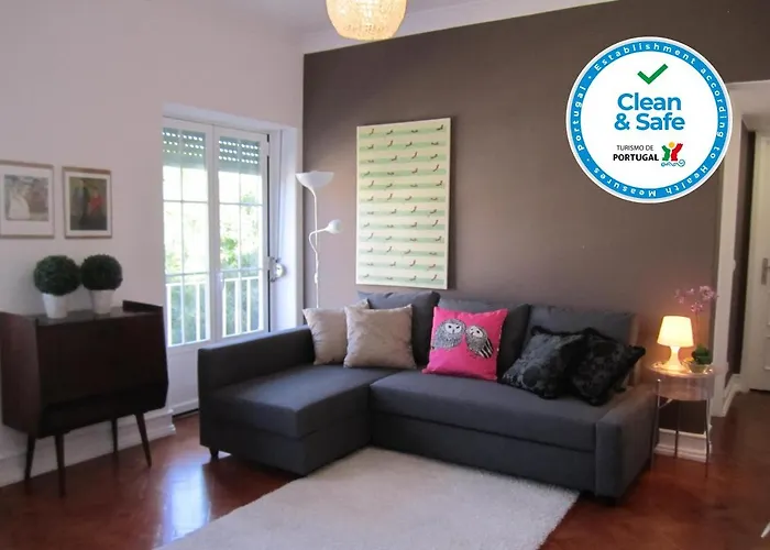 Alvalade Ii Airport 招待所 3*