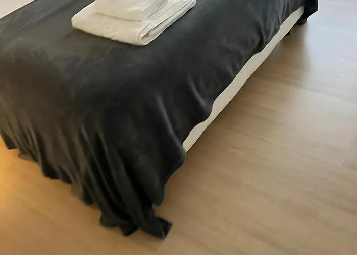 Alvalade Ii Airport 3*