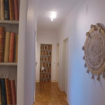 Alvalade Ii Airport Penzion